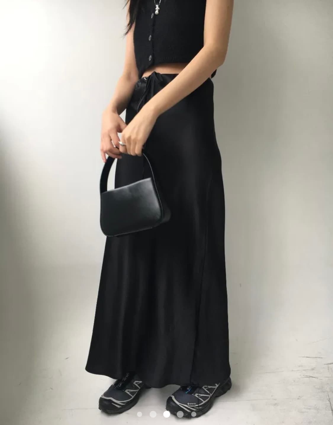 맹 meng 새틴 맥시 스커트 상품이미지2