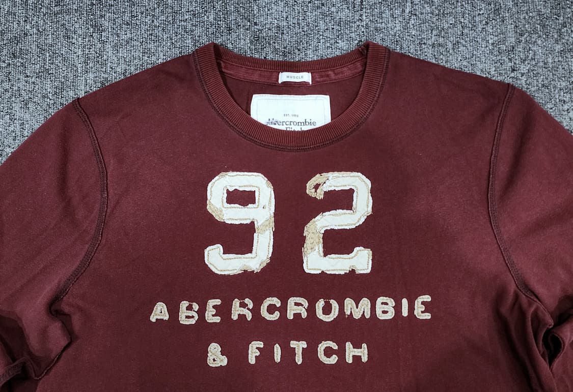 아베크롬비 앤 피치 빈티지 92 스펠로고 슬리브 긴팔티 XL 상품이미지3