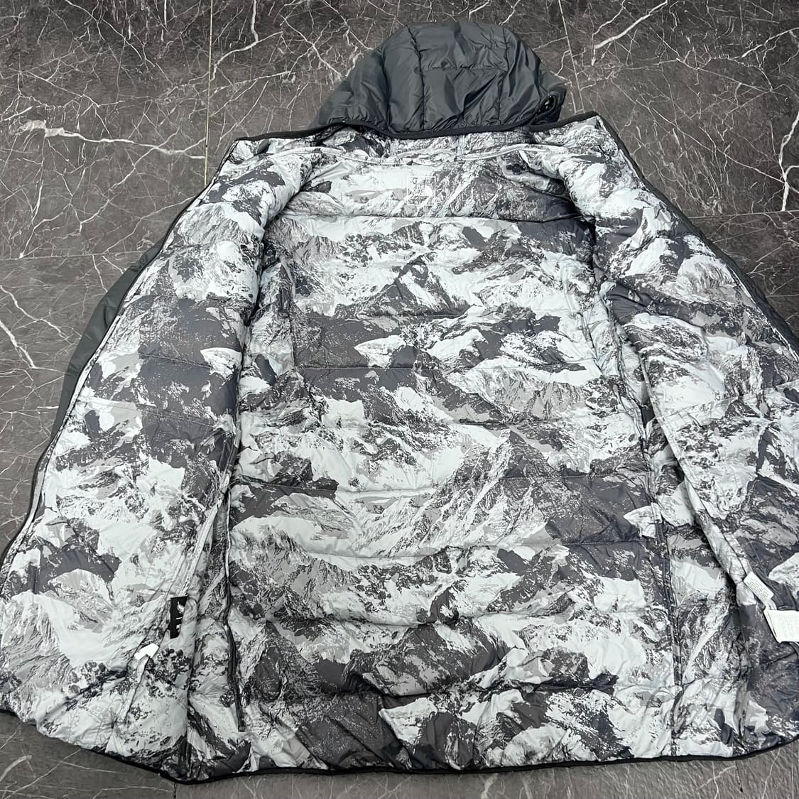 노스페이스 버몬트 경량 후드 다운 자켓 상품이미지5