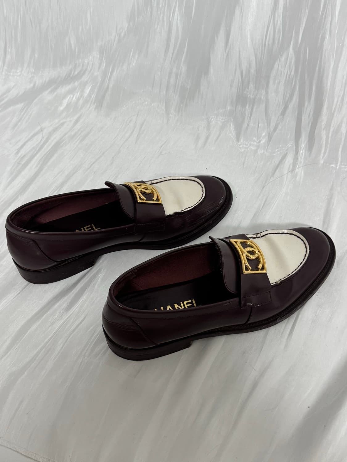Chanel CC logo leather flat loafer 상품이미지5