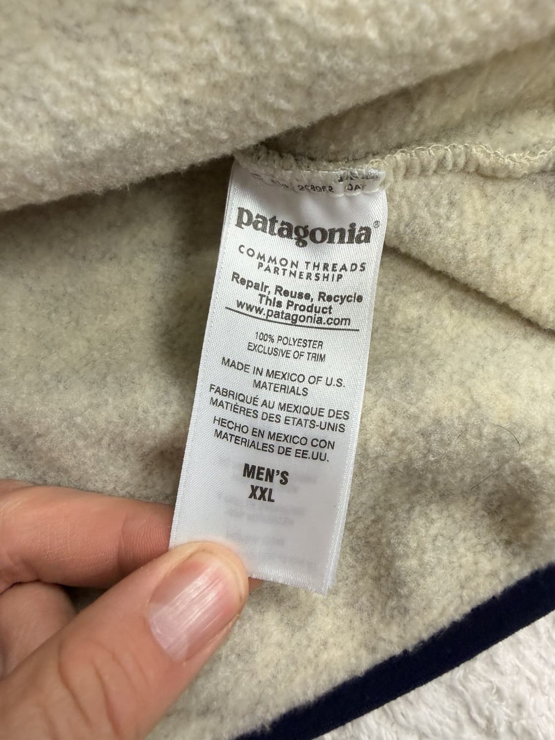 파타고니아 신칠라 스냅-티 플리스 하프집 베이지/네이비 상품이미지4