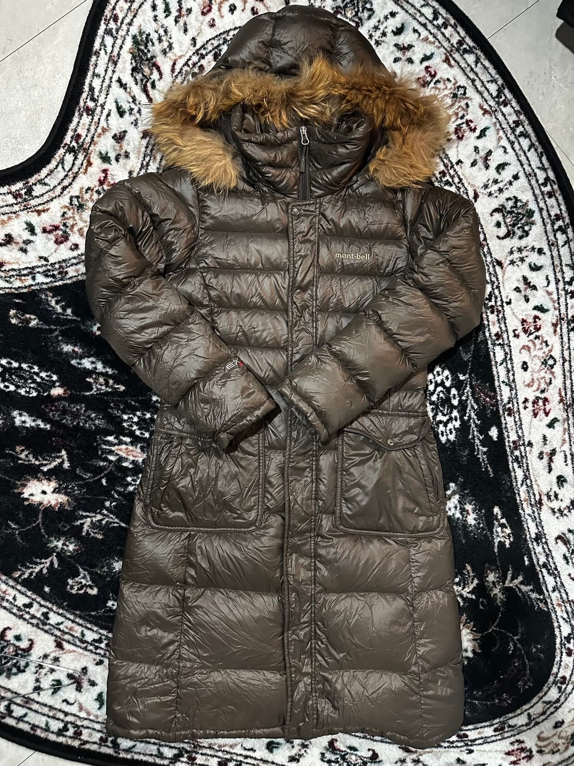 몽벨 라쿤퍼 경량 롱패딩 브라운 상품이미지1