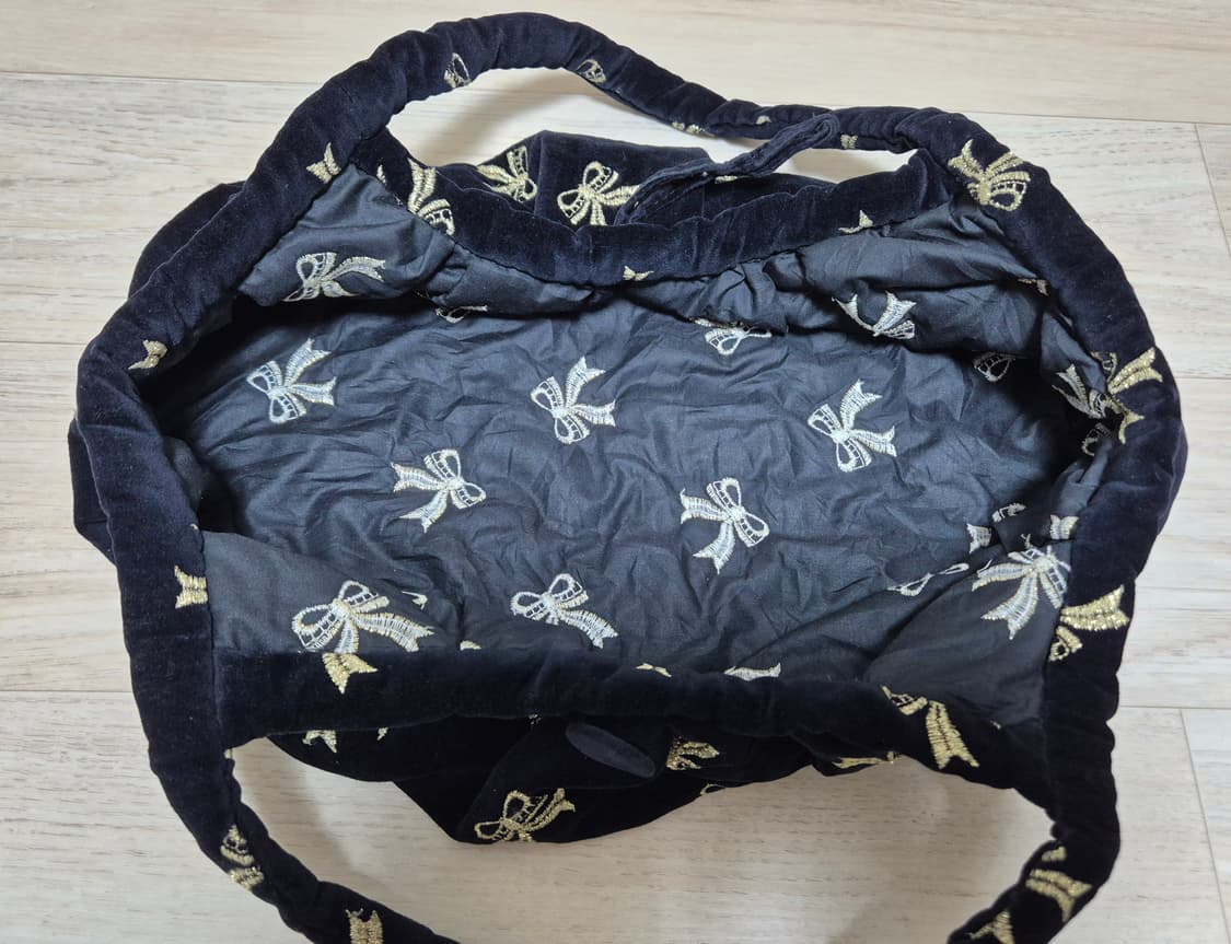 빈티지 블랙 벨벳 가방 토트백 상품이미지2