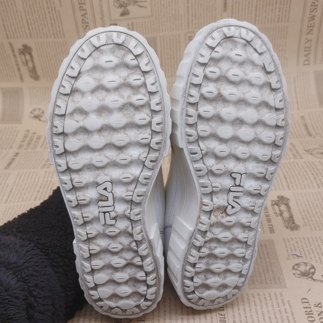 휠라 샌드블라스트 여성스니커즈240 상품이미지3