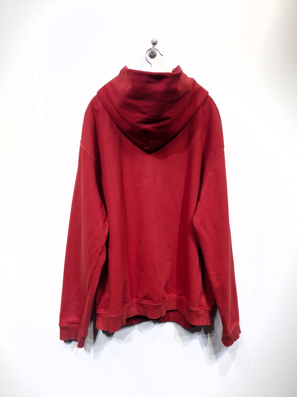 메종마르지엘라(Maison Margiela)넘버링 로고자수 후드 레드 상품이미지3