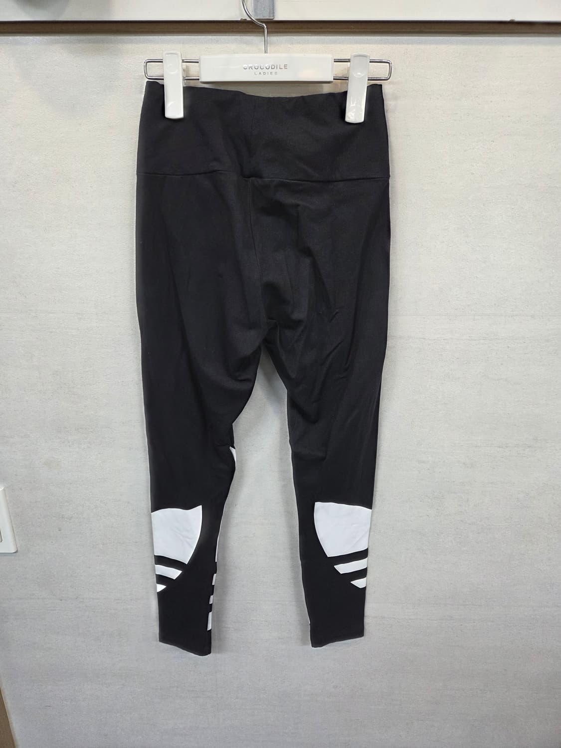 아디다스 빅트레포일 라지 로고 레깅스 xs 상품이미지2