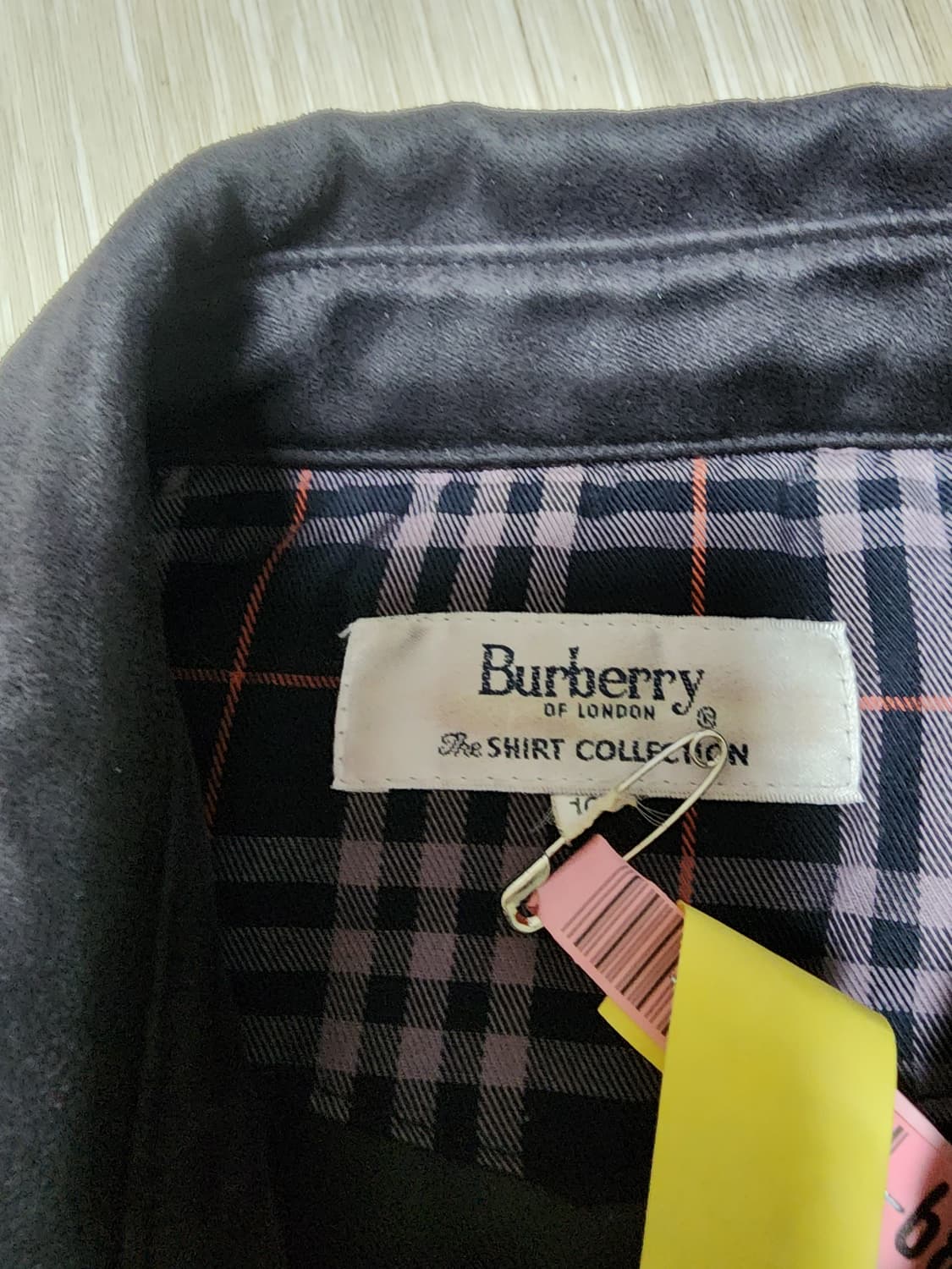 버버리 블랙 스웨이드 자켓 105 상품이미지5