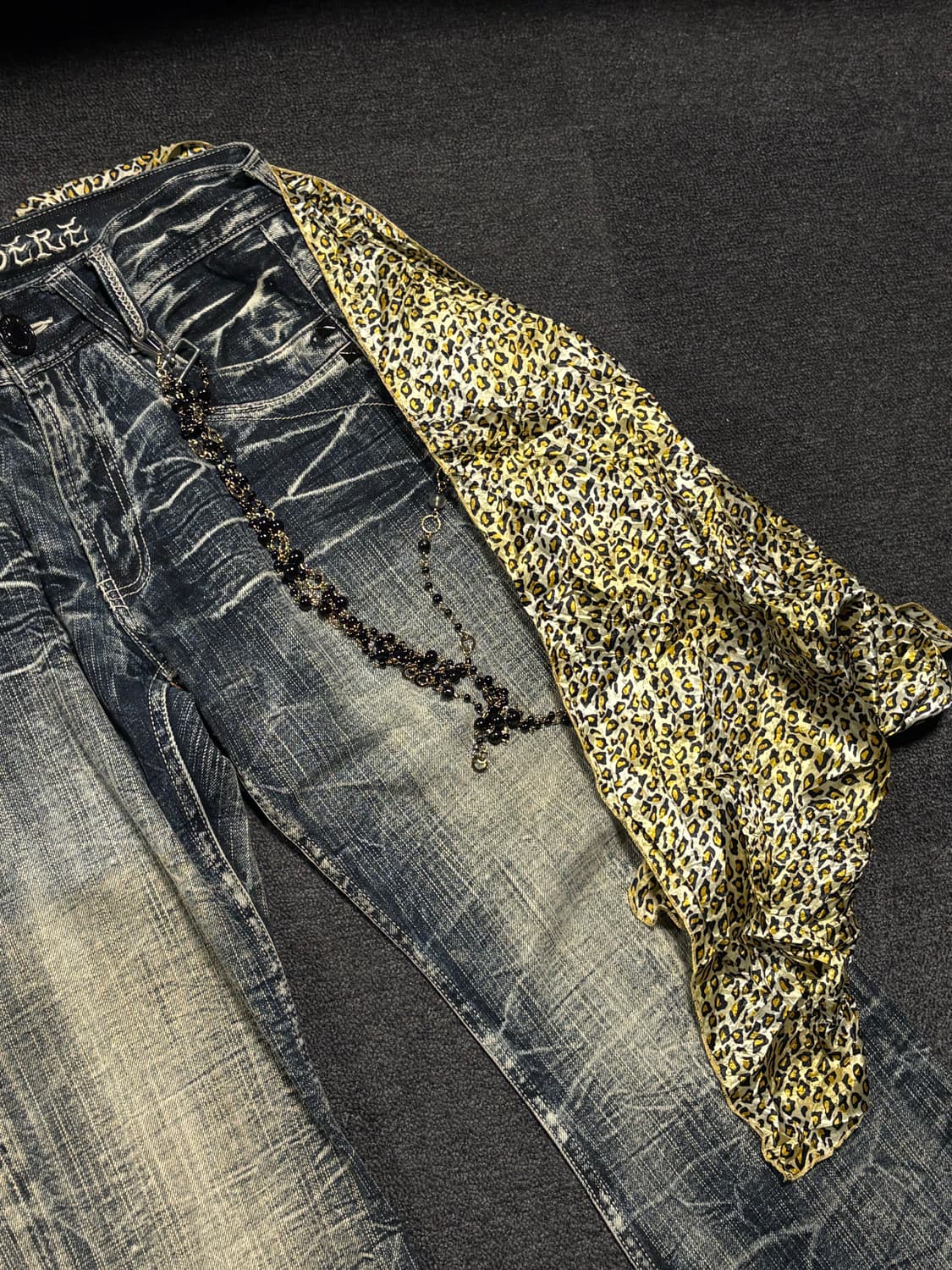 Japanese Silky punk Leopard scarf 상품이미지1