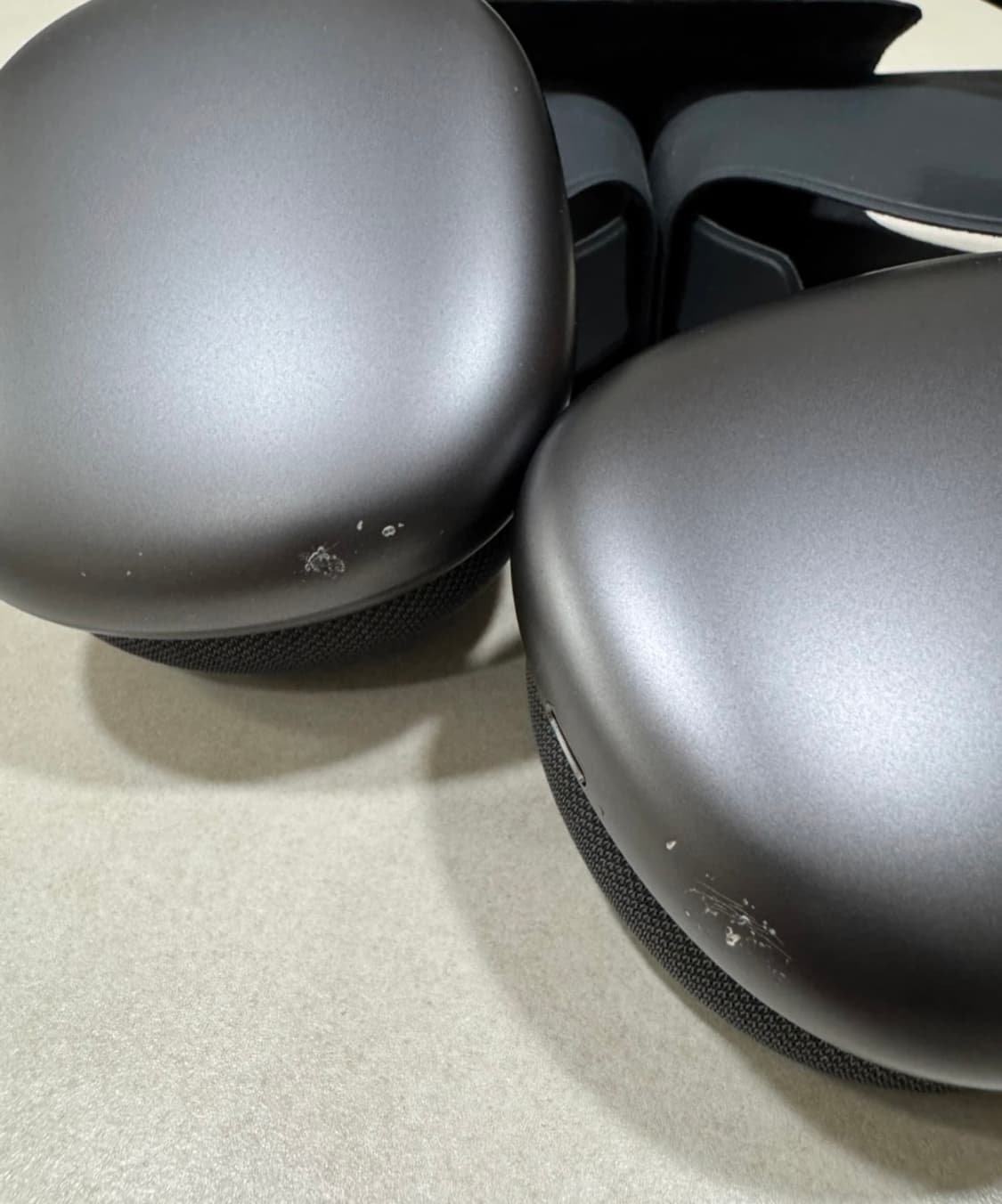 애플 에어팟 맥스 스페이스 그레이 색상입니다. . 문의 없으시면 바로 안 상품이미지3