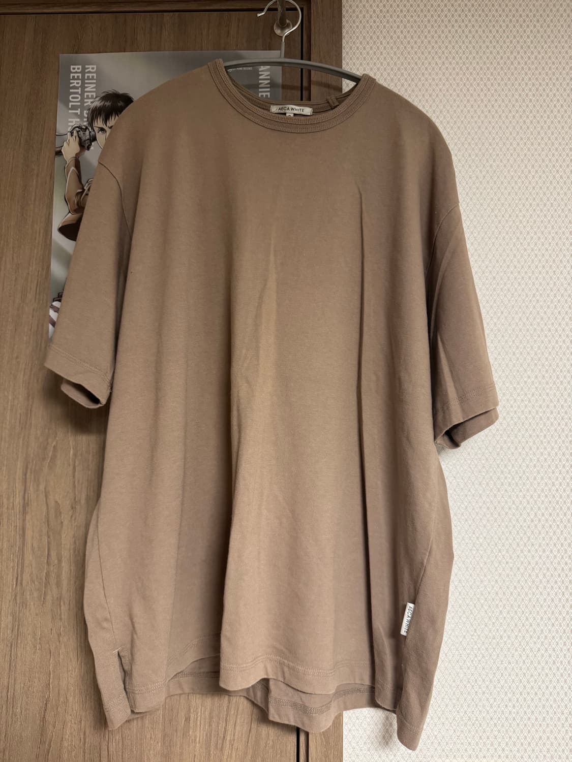 에이카화이트 반팔티 상품이미지1