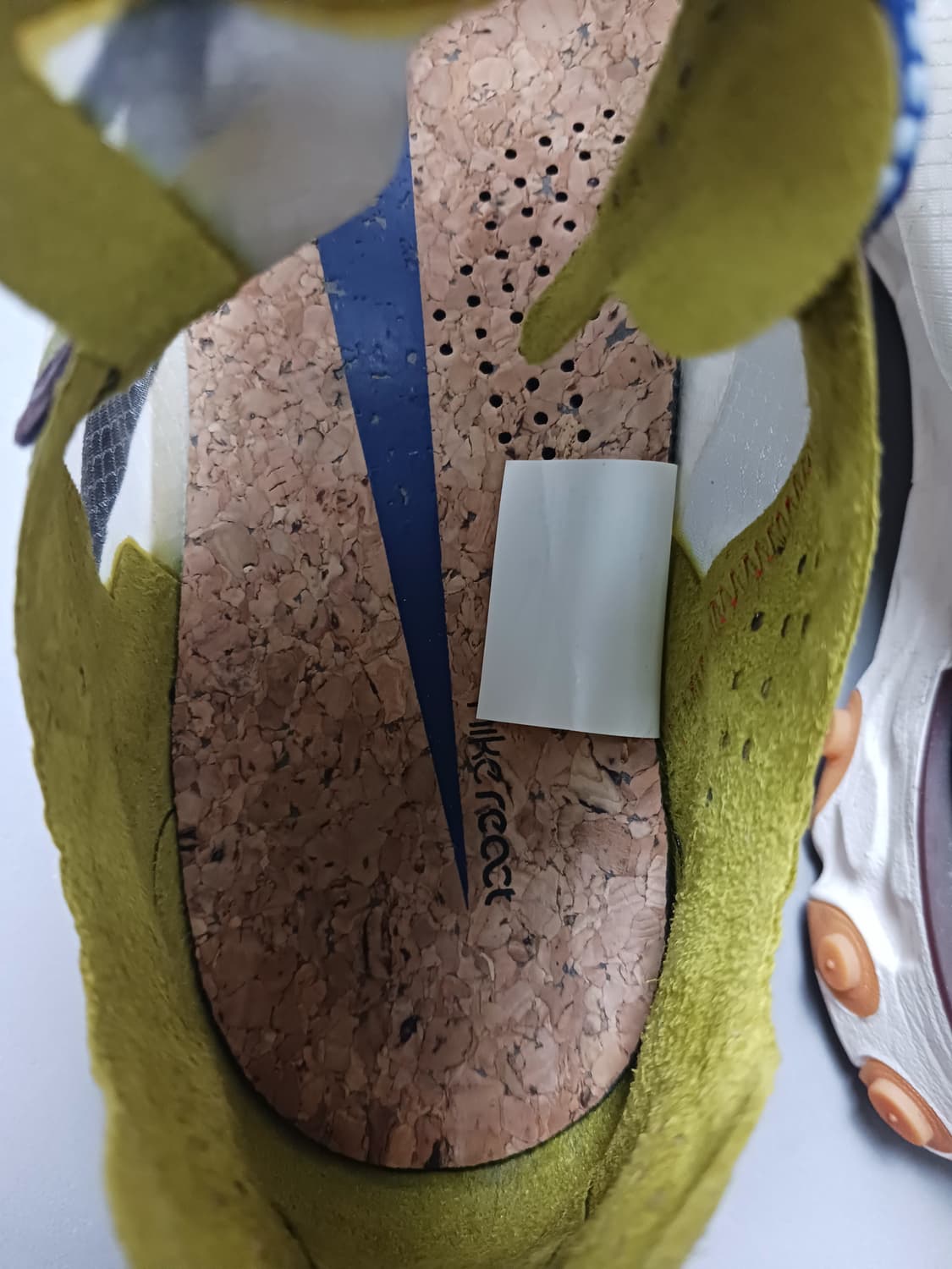 [255] 정품 나이키 리액트 엘리먼트 87 모스 운동화 상품이미지8