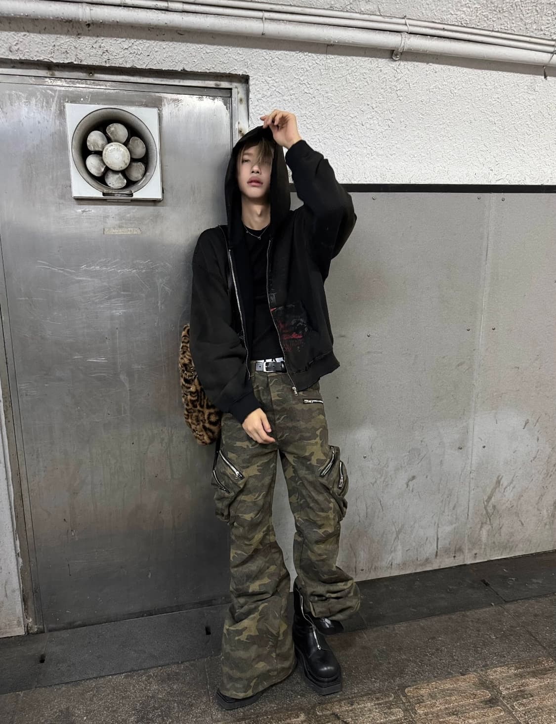 Tech Camo Wide Cargo Pants 상품이미지3