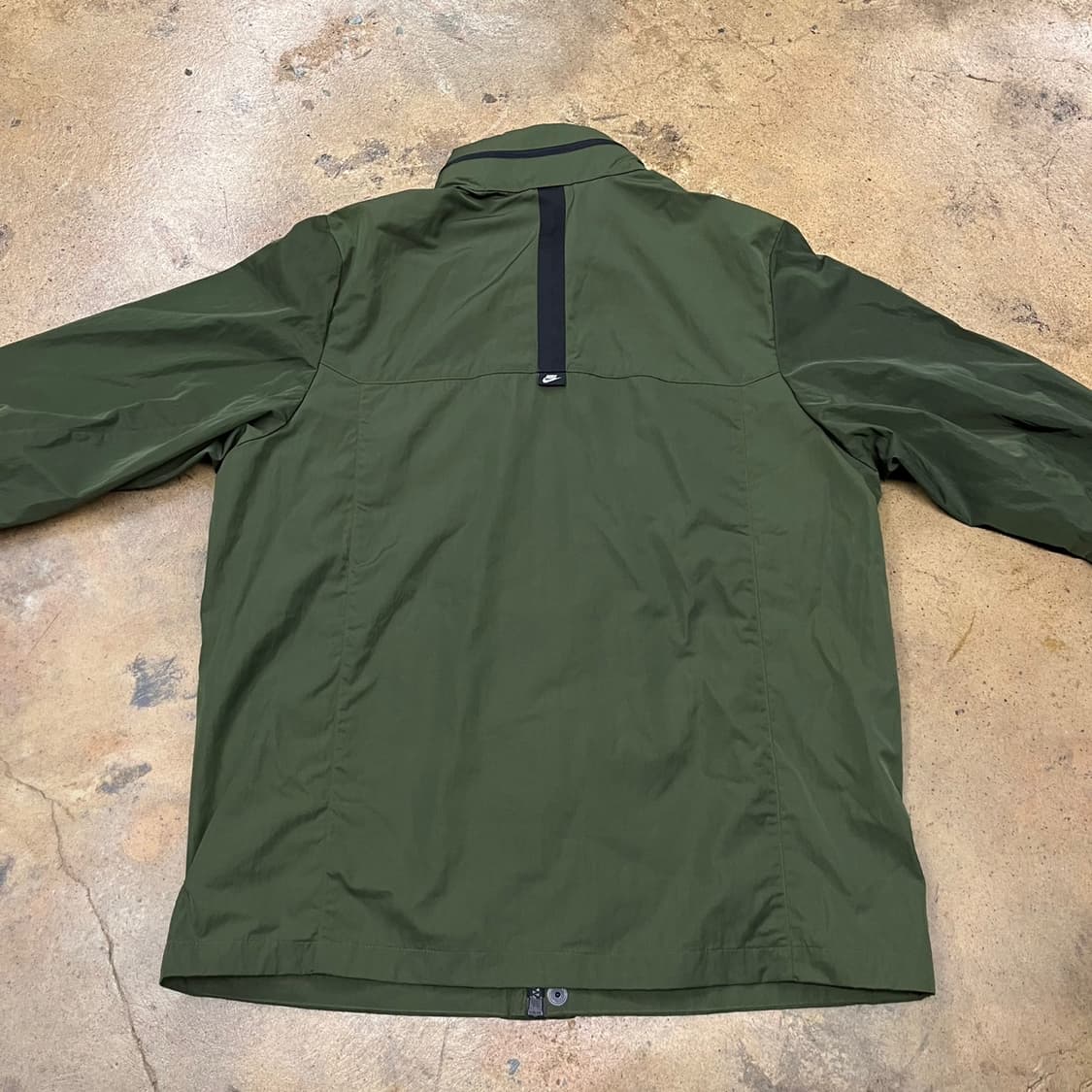 [정품/XXL] 나이키 올리브색 바람막이 자켓 b14 상품이미지4