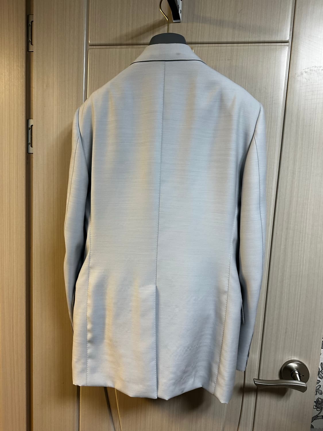 톰포드 울실크 아티쿠스 라이트그레이 수트 46R 상품이미지2