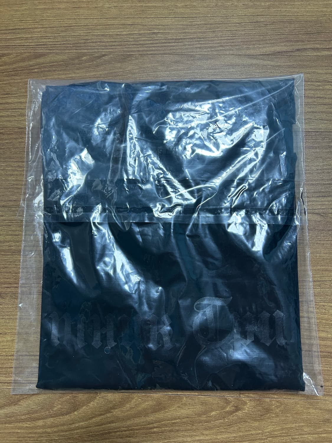 이지 고샤 TS-02 black printed raglan t-shirt 상품이미지1