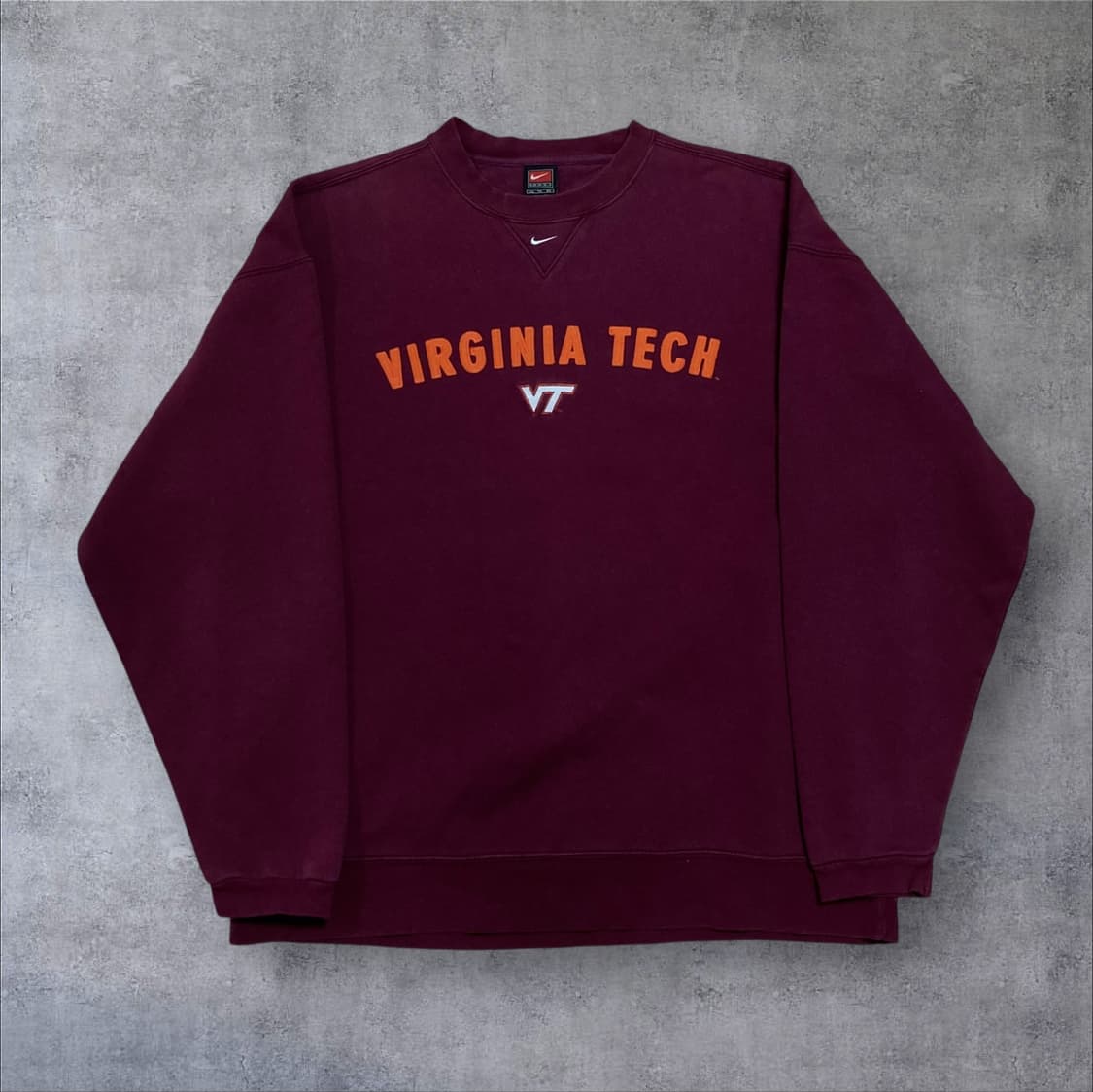 나이키 90s 버지니아 테크 버건디 올드스쿨 맨투맨 상품이미지1