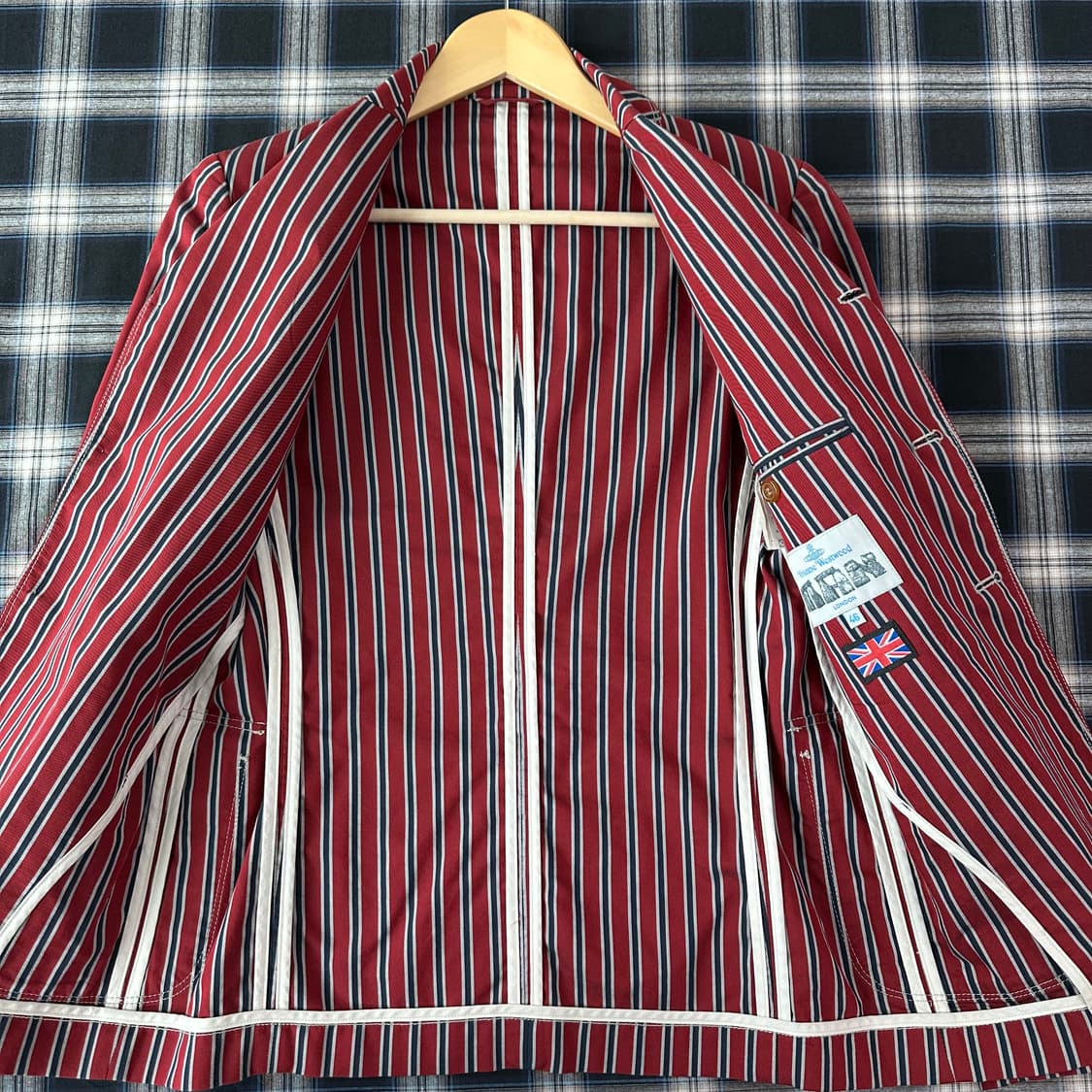 비비안웨스트우드 스트라이프 자켓 상품이미지5