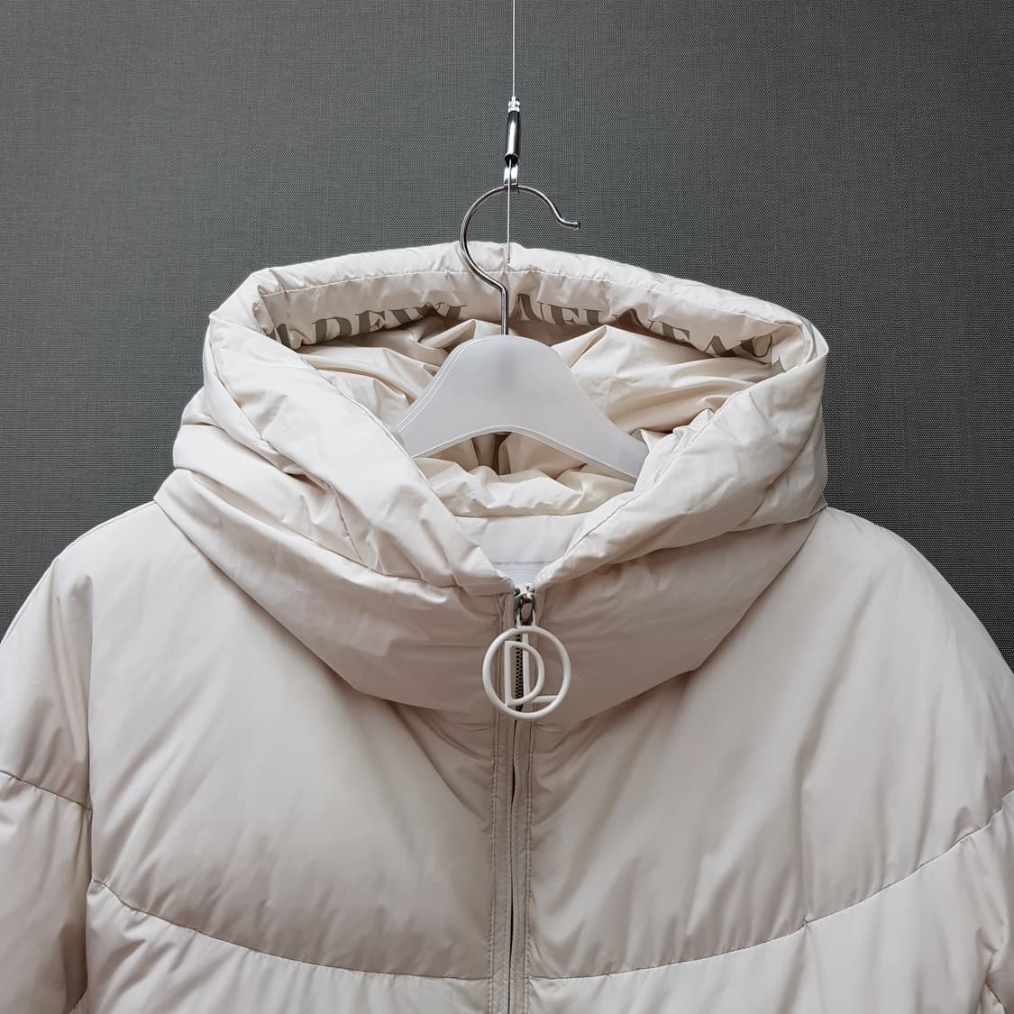 DEWL 듀엘 2021 숏 구스다운 후드 패딩 55사이즈 상품이미지2