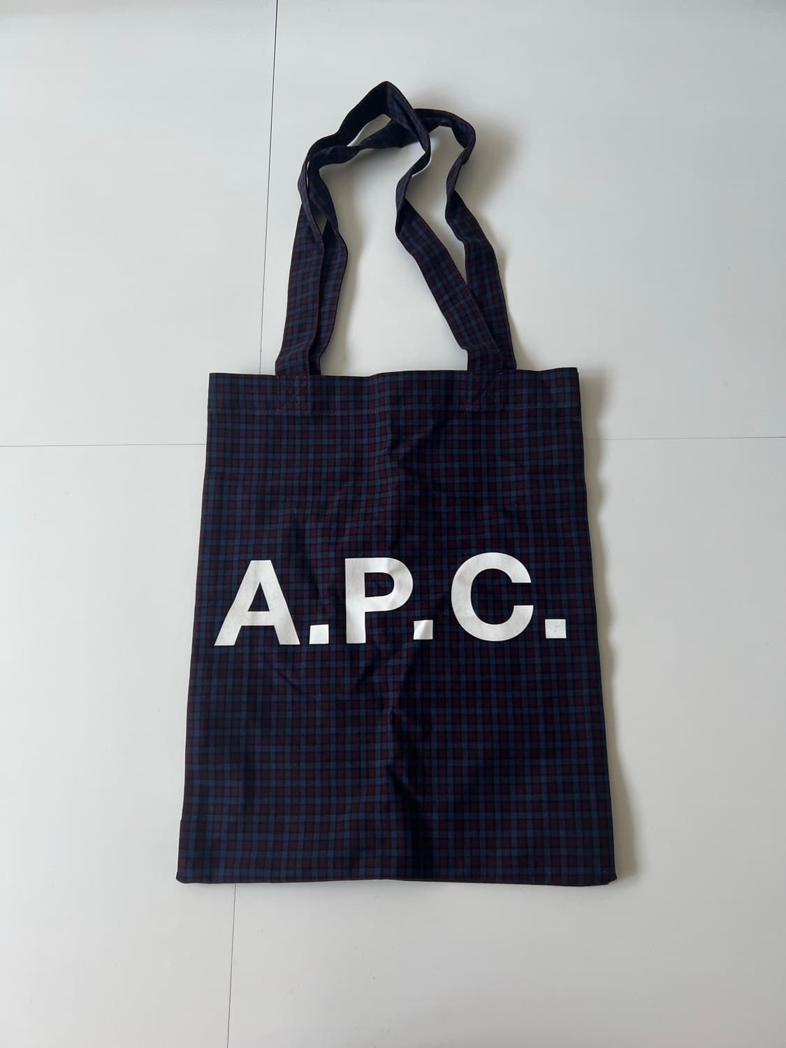 APC 토트백 아페쎄 상품이미지1