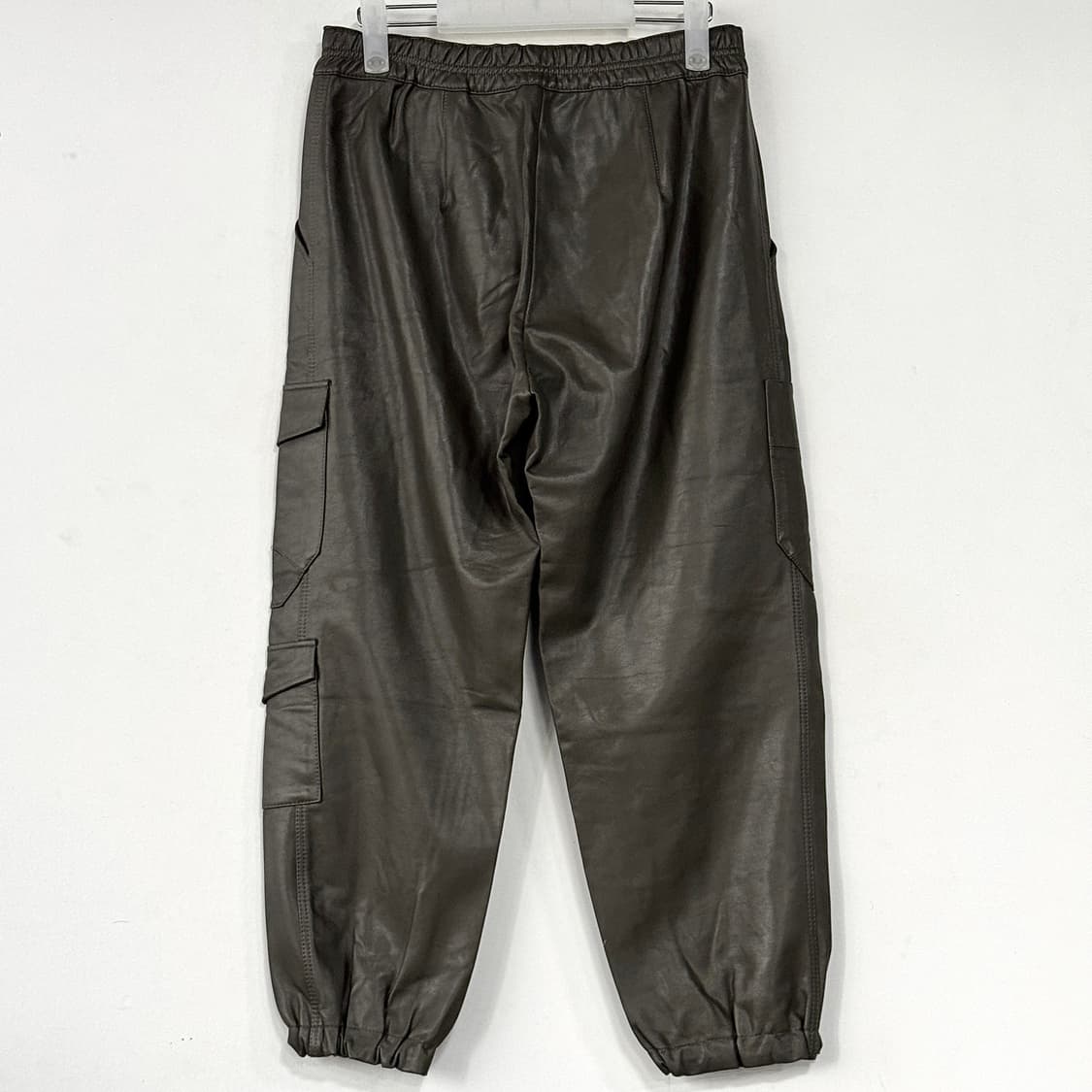 타임 TIME 페이크 레더 백밴딩 카고 팬츠 상품이미지4