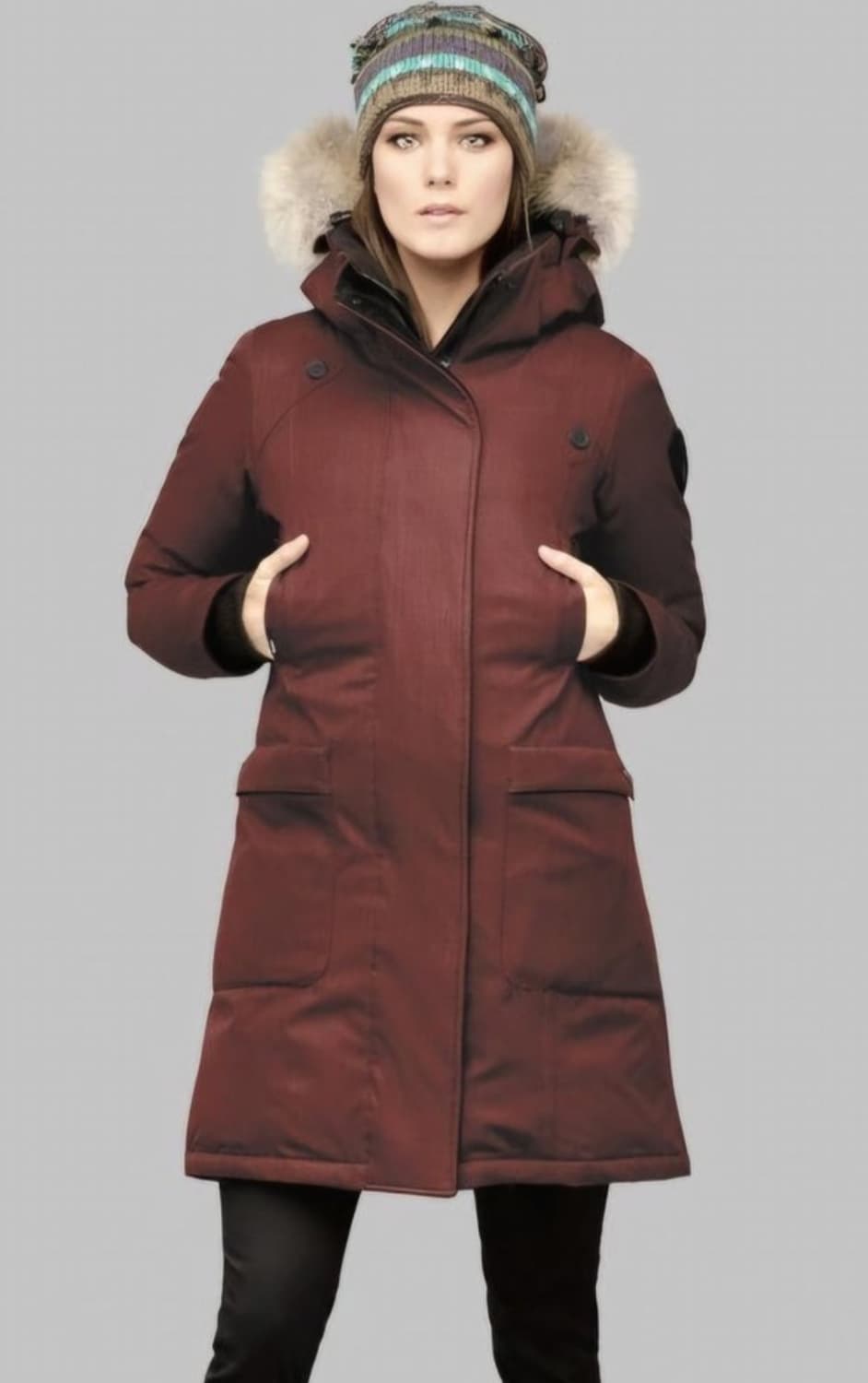 노비스 메리데스 버건디 캐나다화이트구스패딩 55  상태a급 상품이미지1