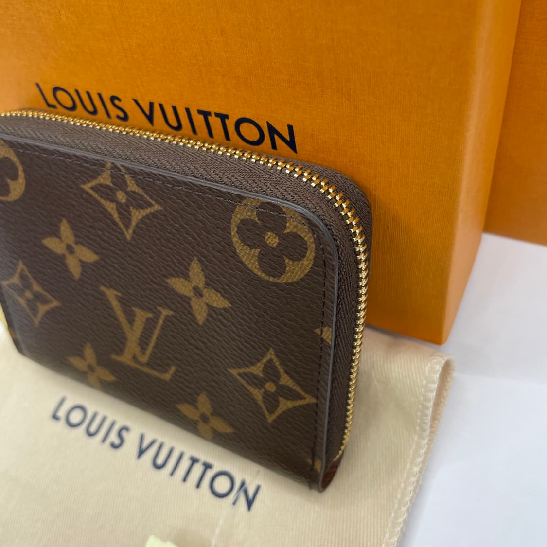 루이비통 지피 코인 퍼스 모노그램 카드지갑 상품이미지4