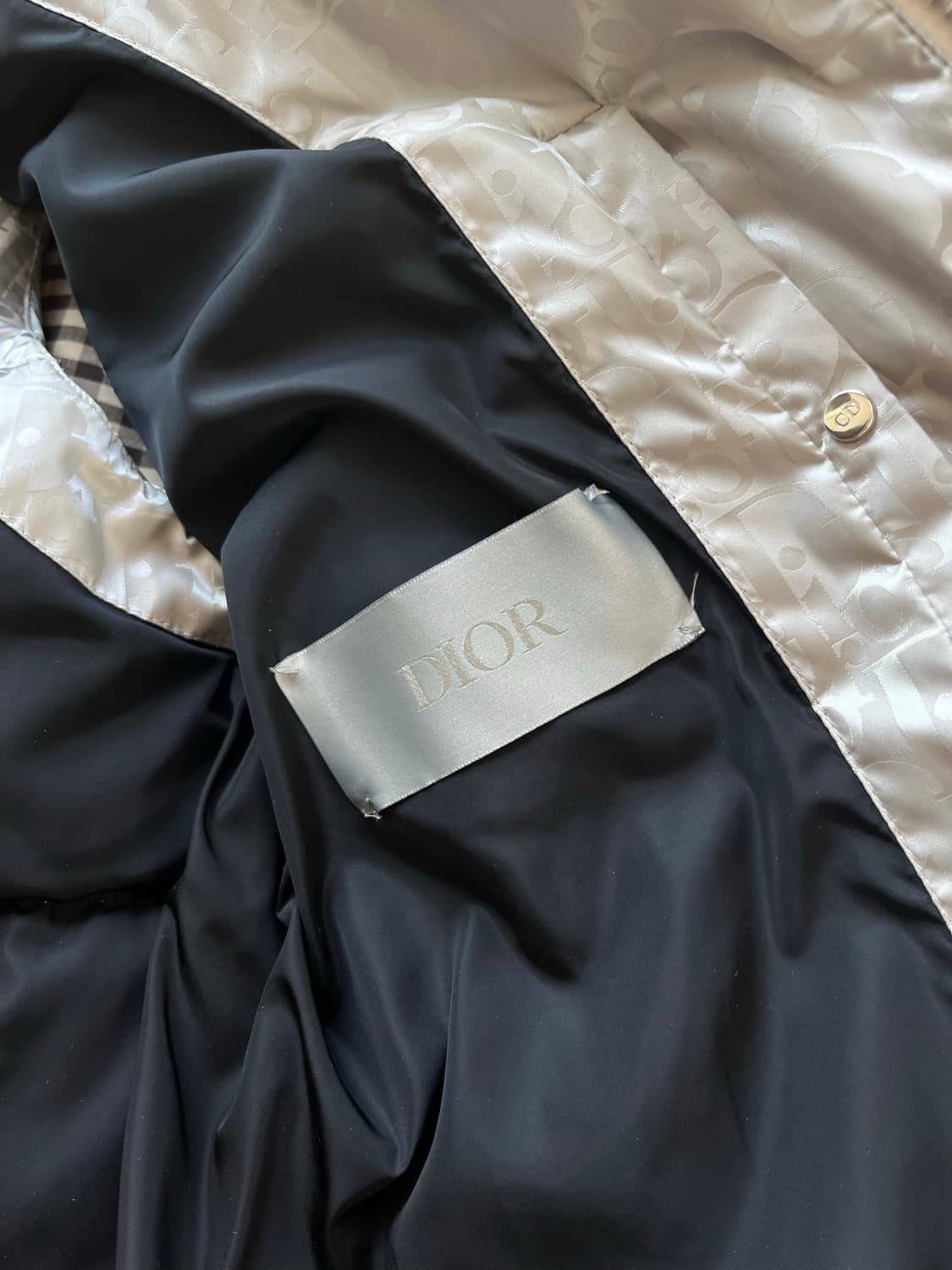 디올 / 패딩 베스트 실버컬러 / 52 상품이미지4