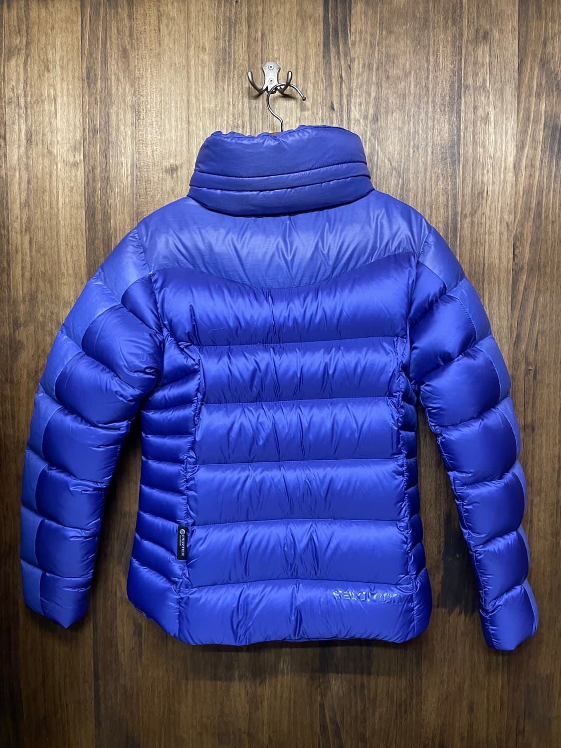 Salomon goose lightweight padded jacket 상품이미지3