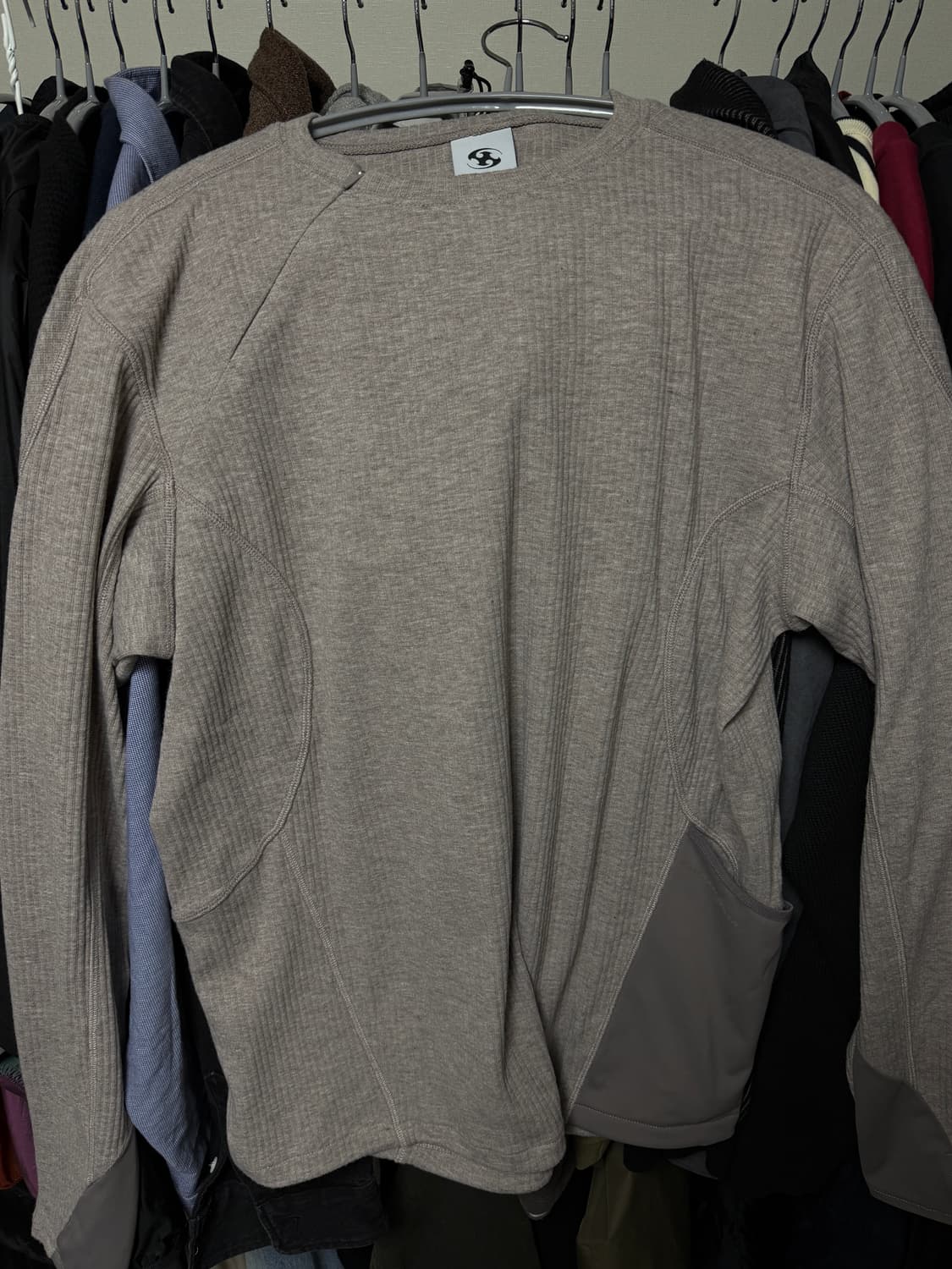 Size 4) 산산기어 리브드 롱슬리브 애쉬 핑크 (착용만 한 새상품) 상품이미지4