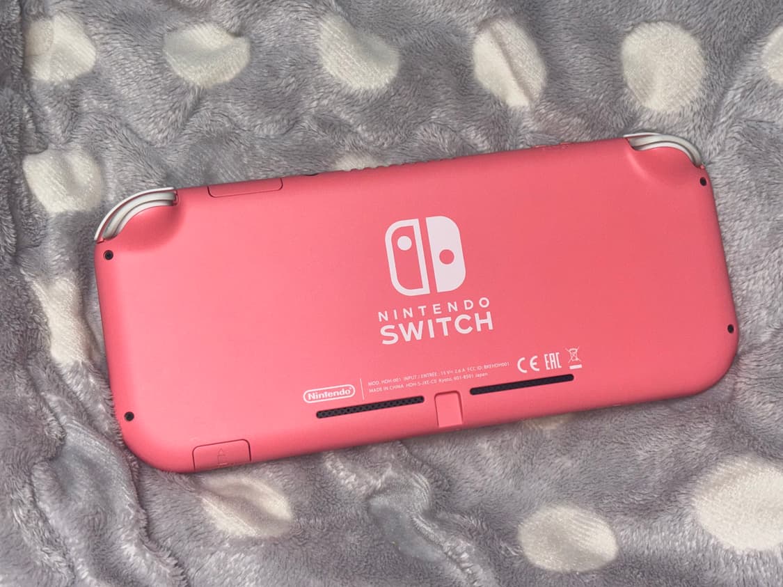 닌텐도 스위치 라이트 코랄 + 모동숲 동물의 숲 칩 상품이미지2