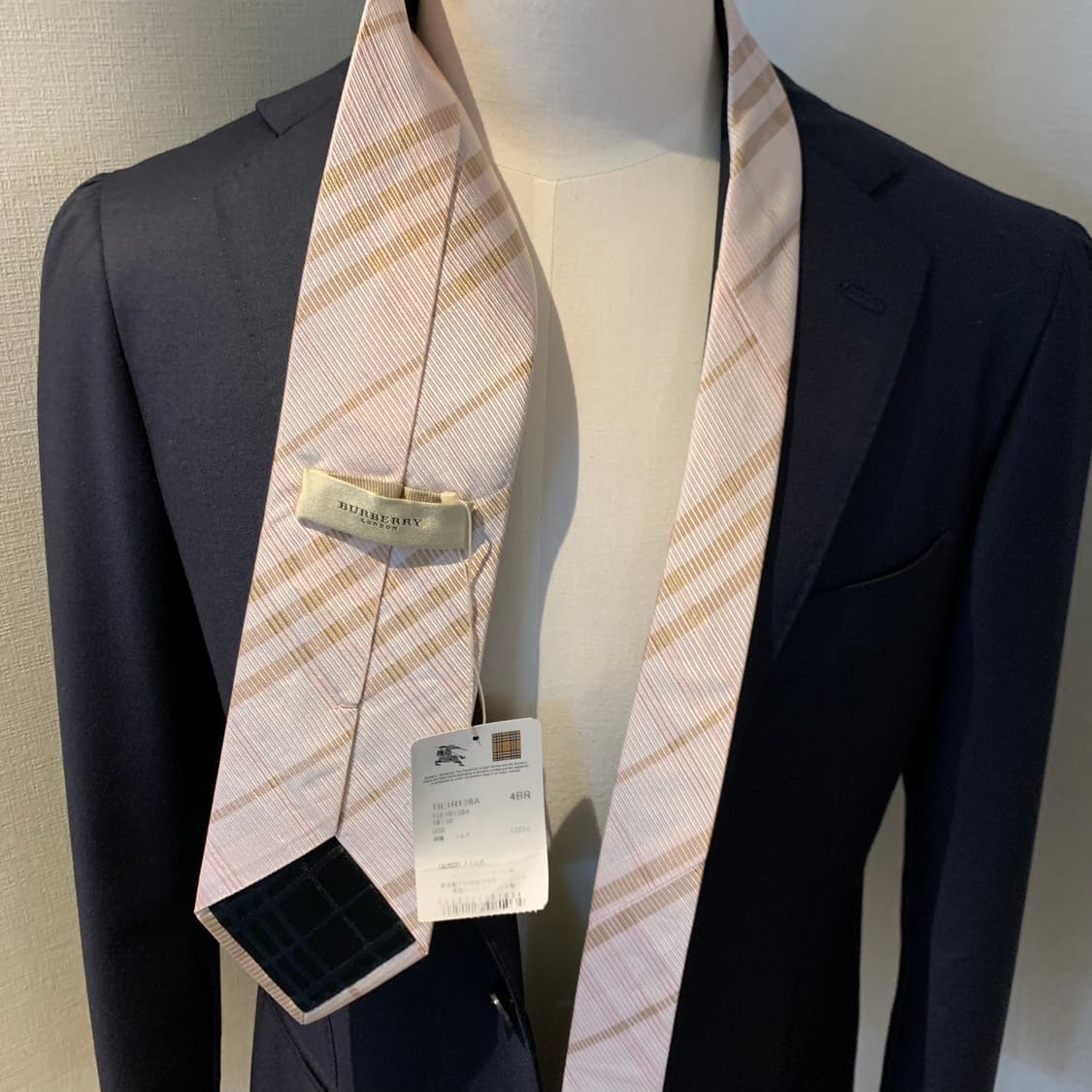 (미사용품) 택 달린 버버리(BURBERRY) 노바체크 신형 명품넥타이 상품이미지2