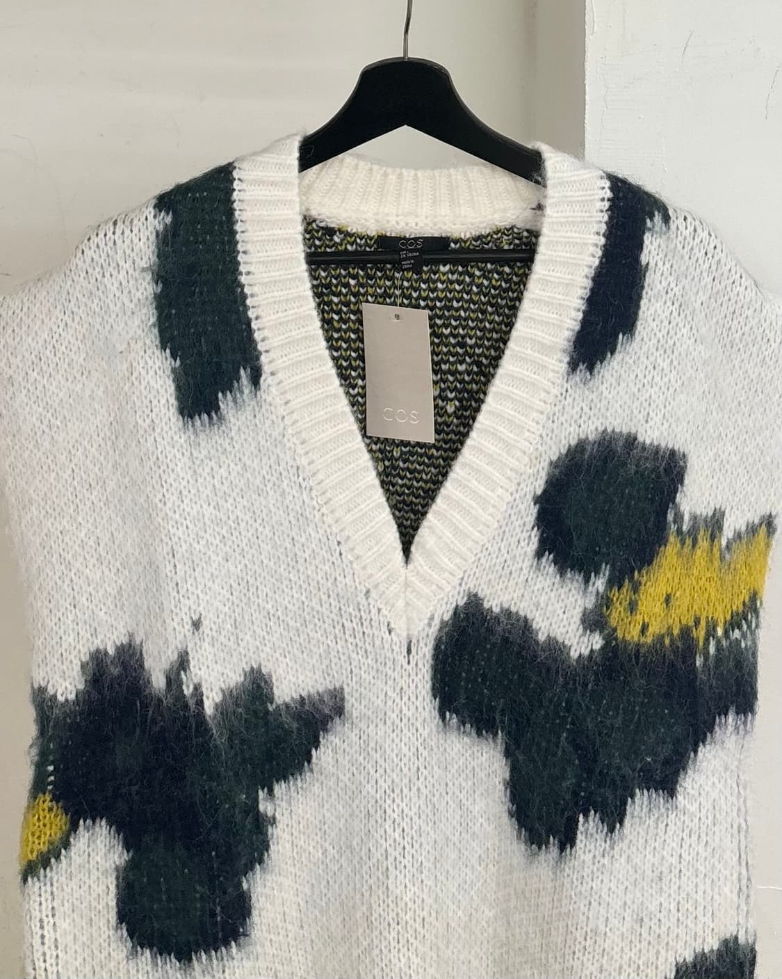 코스 화이트 모헤어 혼방 니트 베스트 상품이미지2