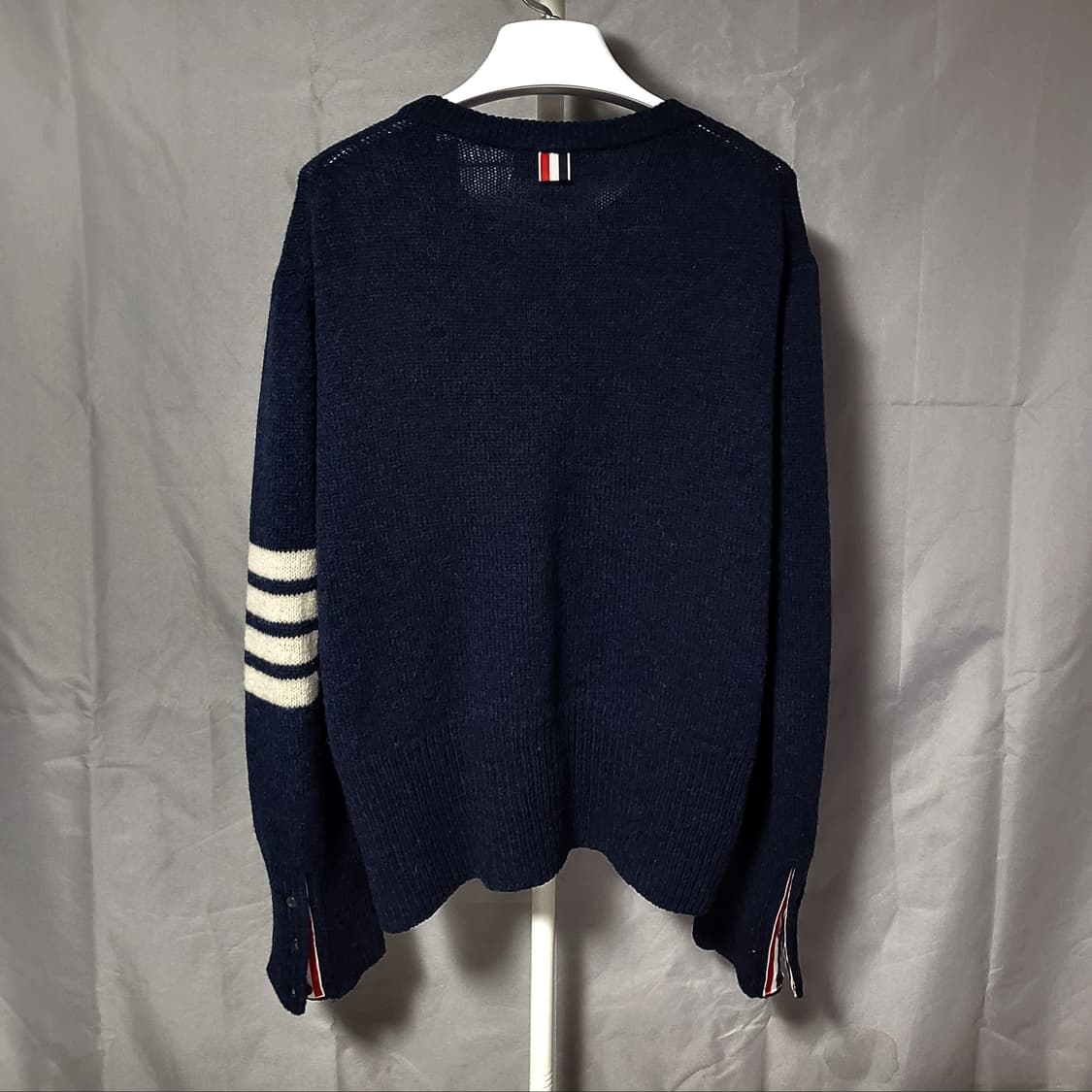 [새상품급] 5 / 톰브라운 사선완장 셰틀랜드 니트 상품이미지2