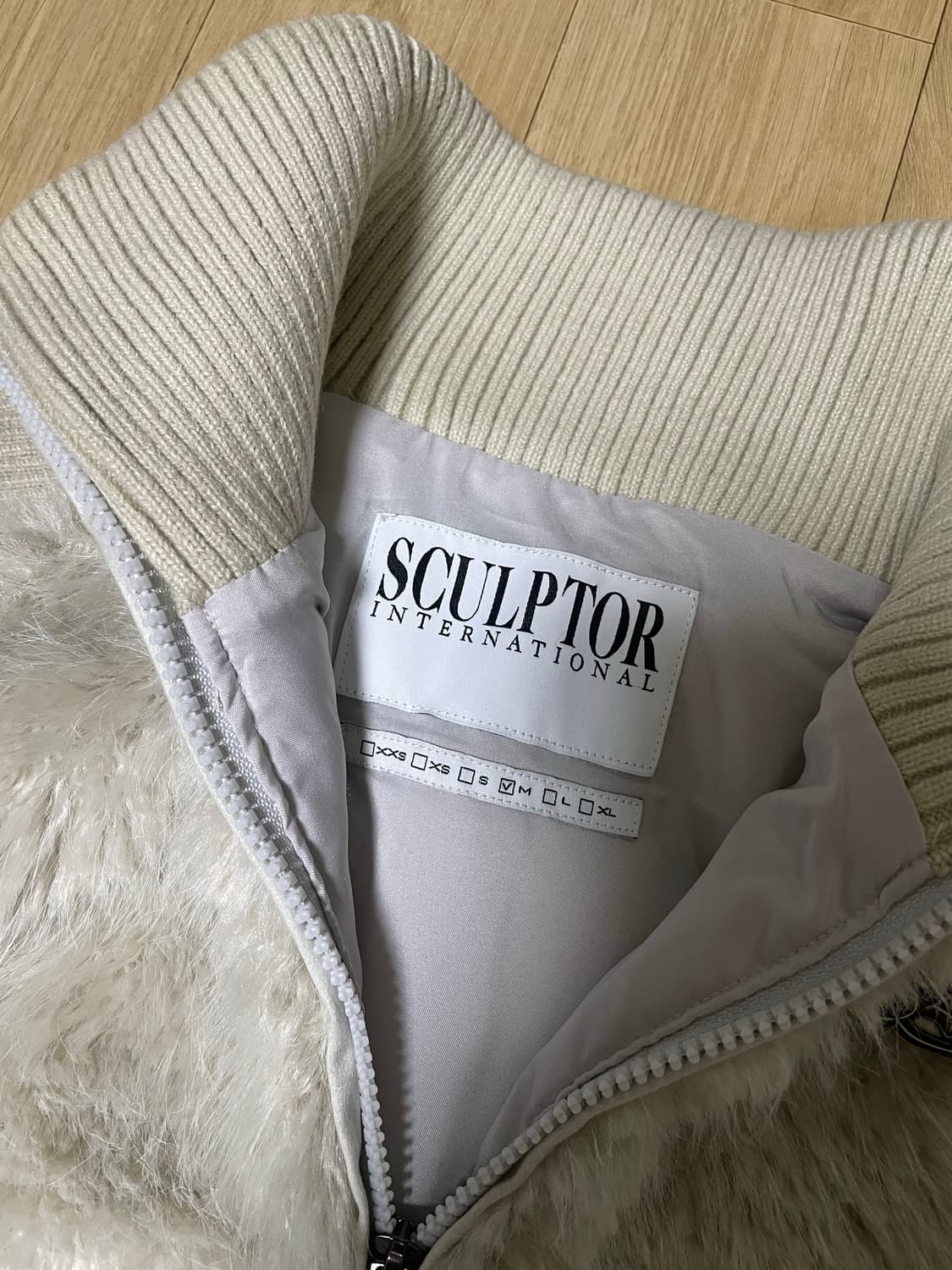 스컬프터 페이크퍼 베스트 Pale Gray M사이즈 상품이미지5