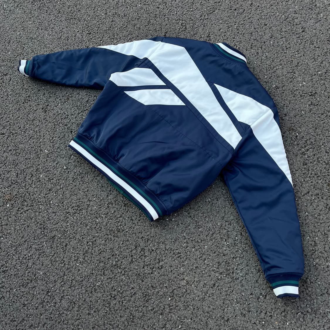 Reebok Reversible Varsity Jacket 상품이미지6