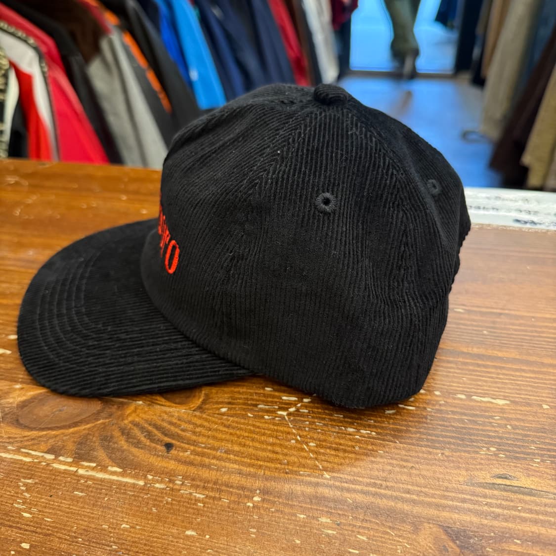 말보루 코듀로이 블랙/레드 캡 상품이미지2