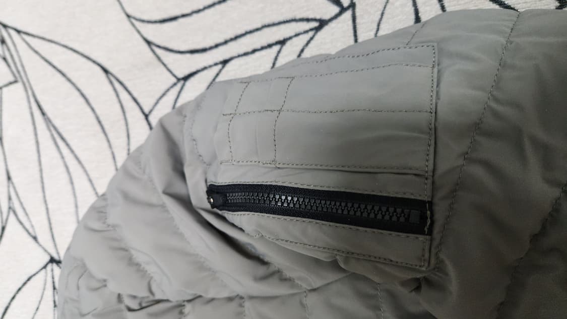 질스튜어트 남성 트래블러 경량패딩 점퍼 그레이  L 넉넉100 상품이미지4