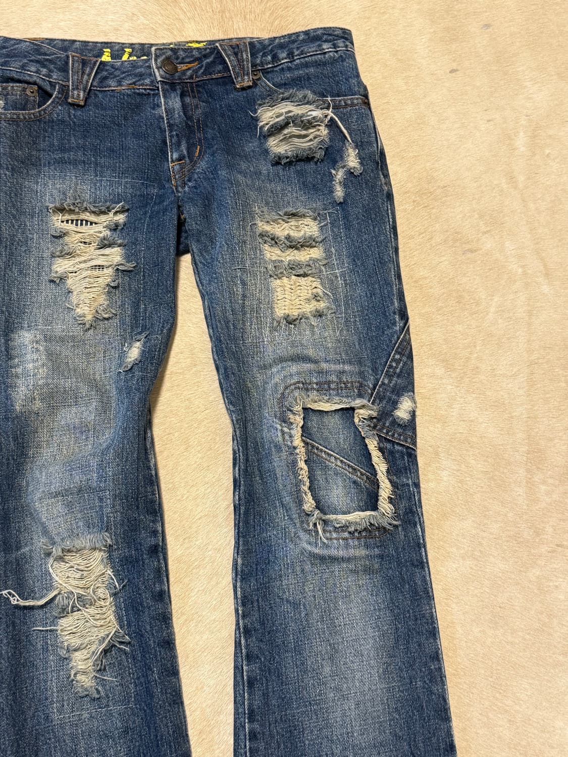 데미지 디테일 플레어진 상품이미지5