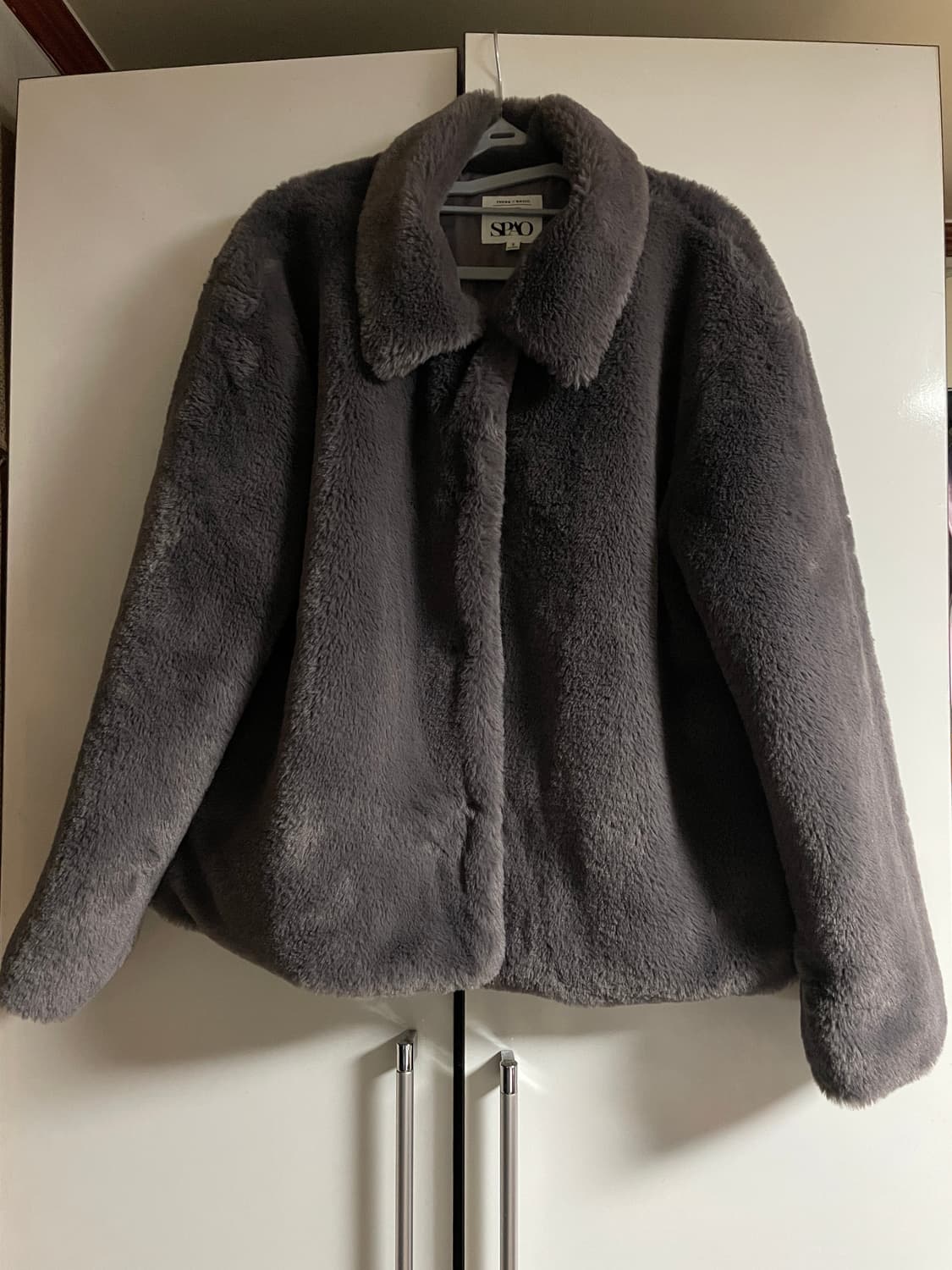 스파오 페이크 퍼자켓 그레이 상품이미지1