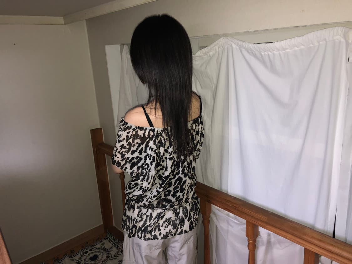 Calvin Klein / Sheer Leopard Blouse 상품이미지8