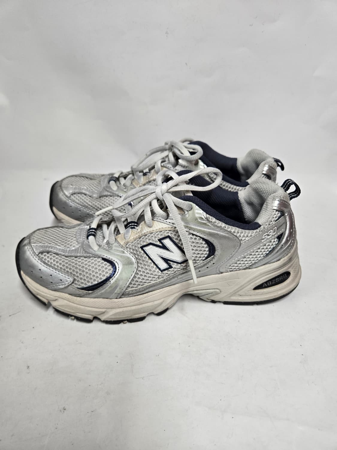 뉴발란스 530 실버 운동화 240mm 상품이미지3