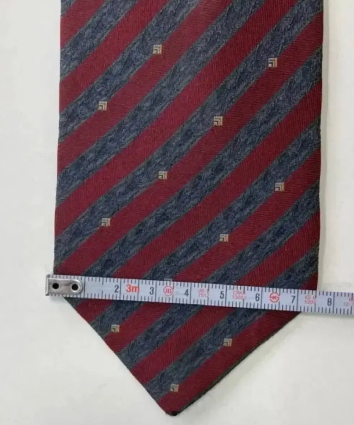 입생로랑 넥타이 상품이미지5