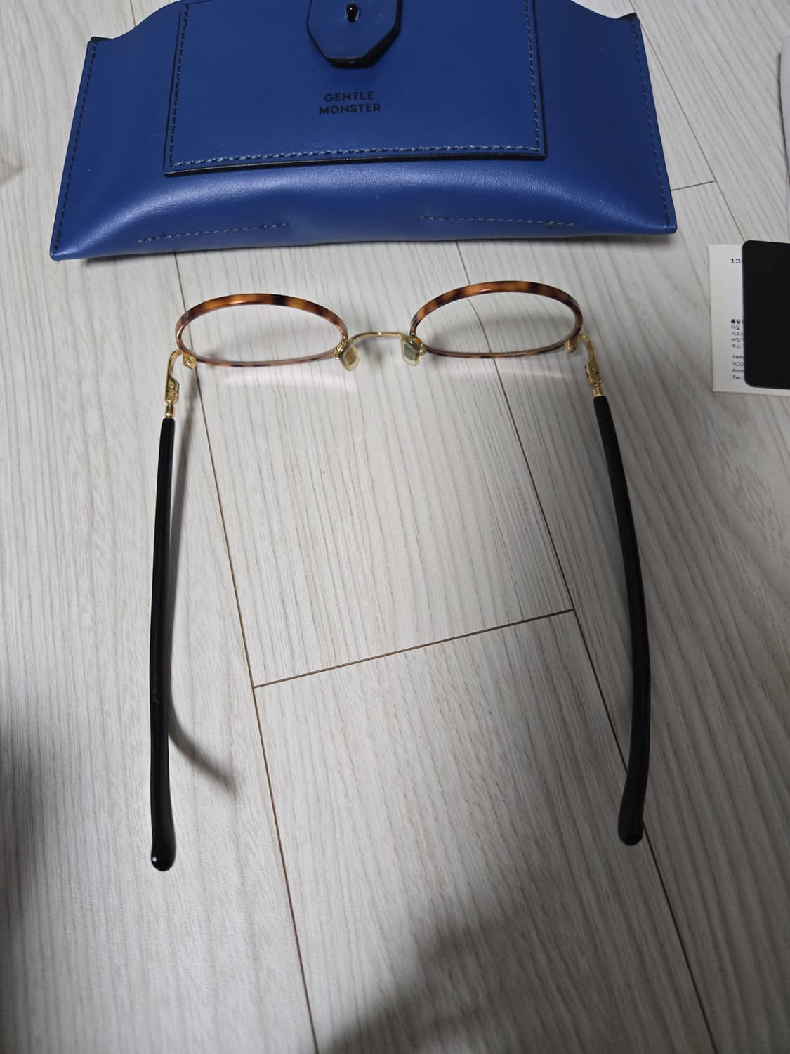 젠틀몬스터 13프라우드 03 안경  상품이미지7