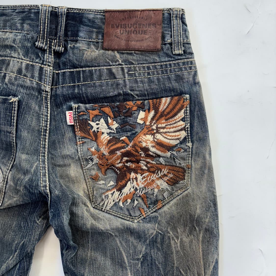 에비수(EVISU) 유니크 에디션 독수리 자수 데님 상품이미지5