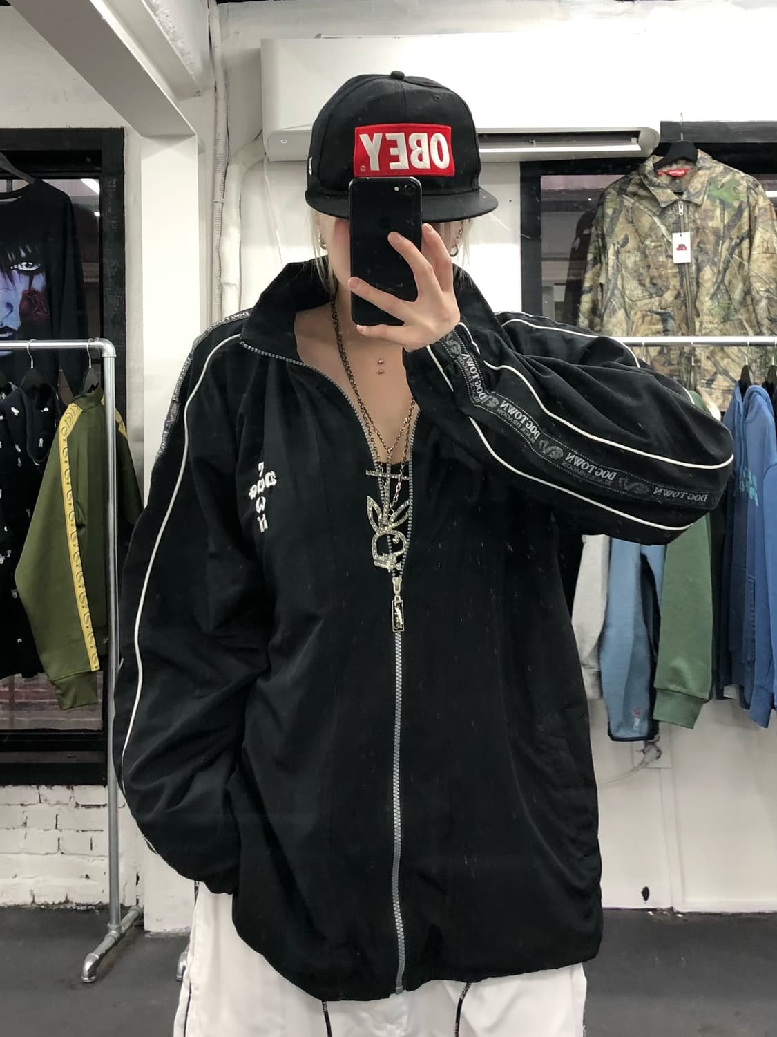 도그타운 사이드 로고 바람막이 상품이미지4