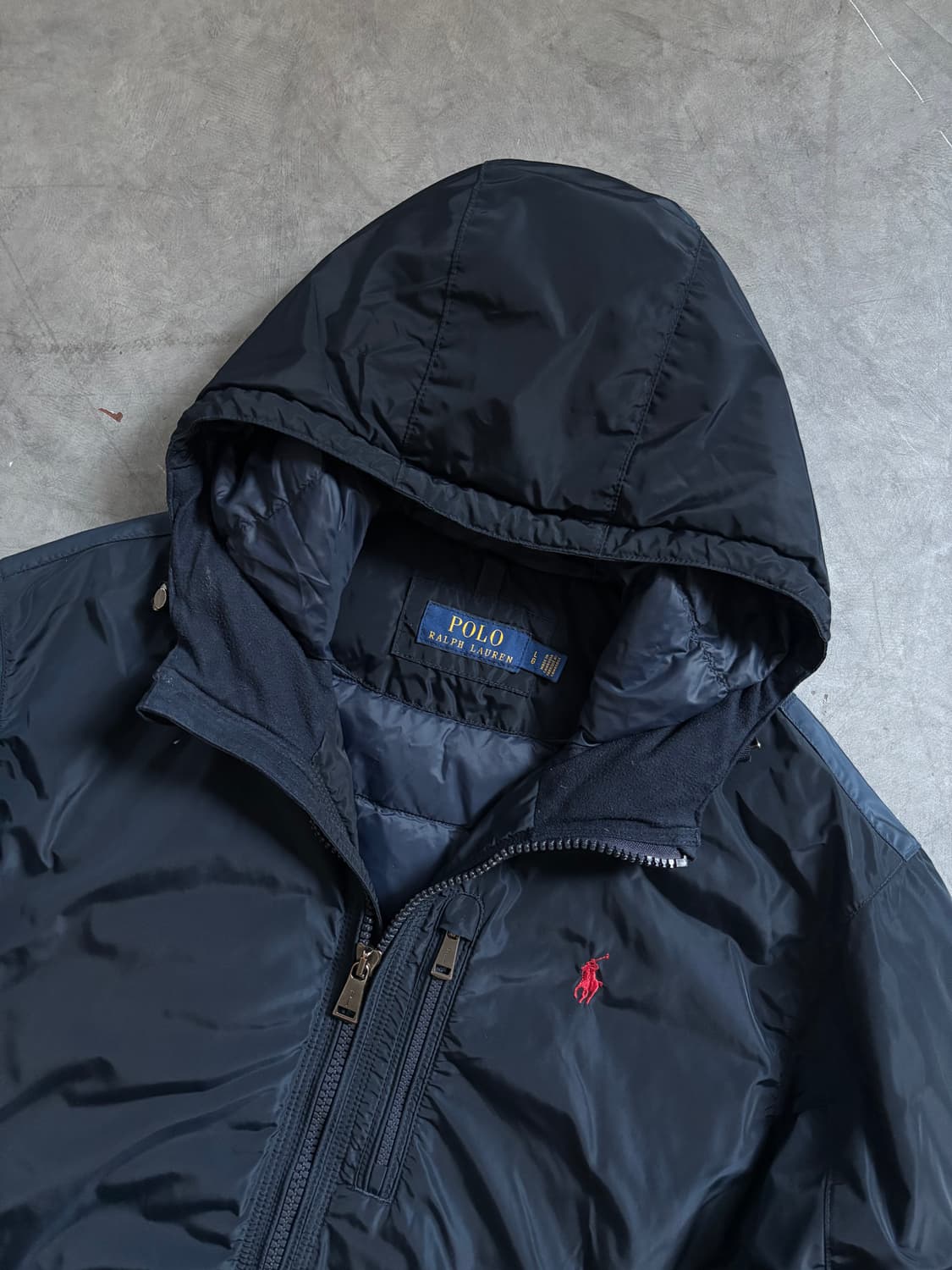 Polo 폴로 랄프로렌 신형라벨 레드포니 네이비컬러 후디드 덕다운 자켓 상품이미지3