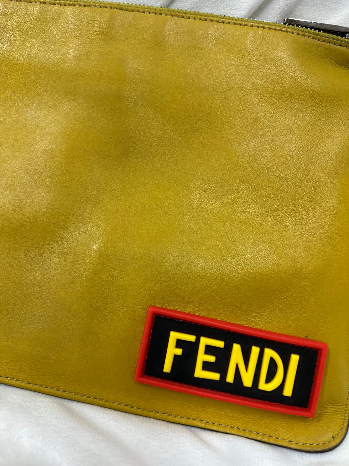 (OS)펜디 THINK 로고 레더 클러치백 상품이미지7