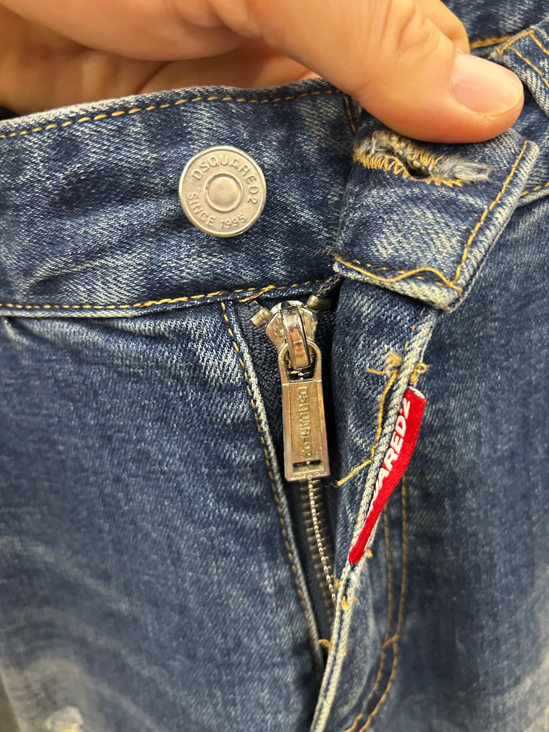 디스퀘어드2 (DSQUARED2)데미지 워싱 데님 청바지 상품이미지5