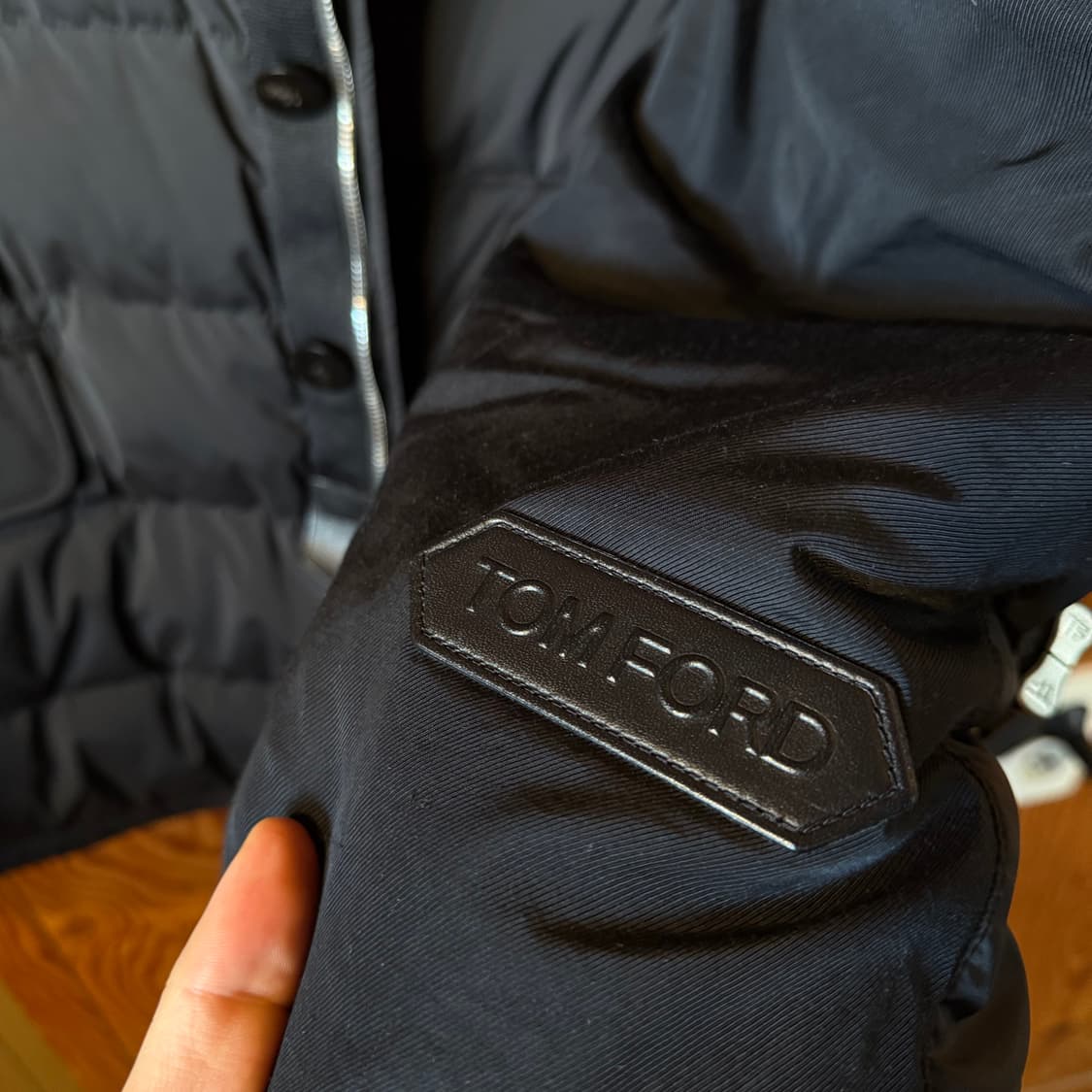 톰포드 패딩 판매 합니다. 상품이미지5