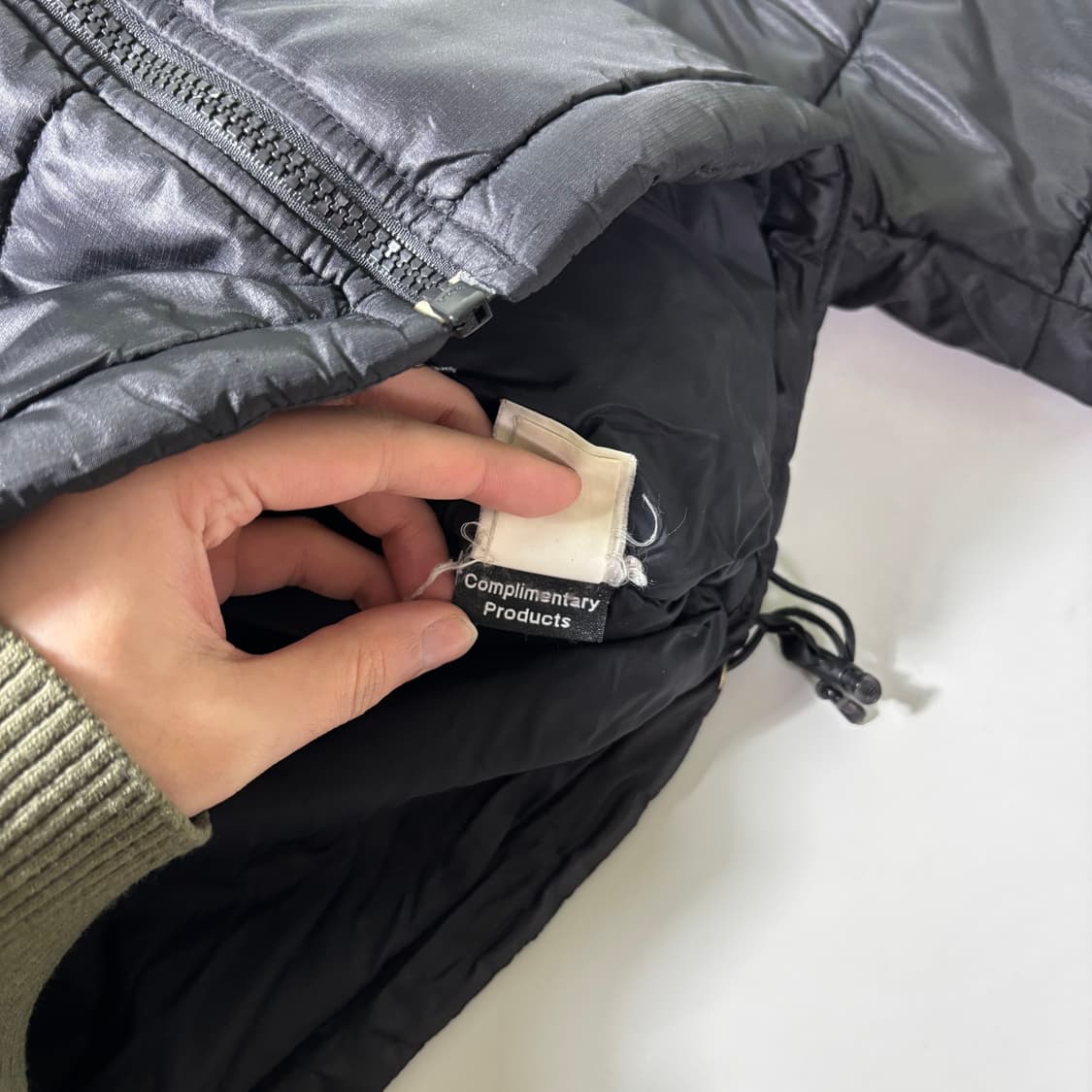 M 100 노스페이스 블랙 라이너 경량패딩 상품이미지5